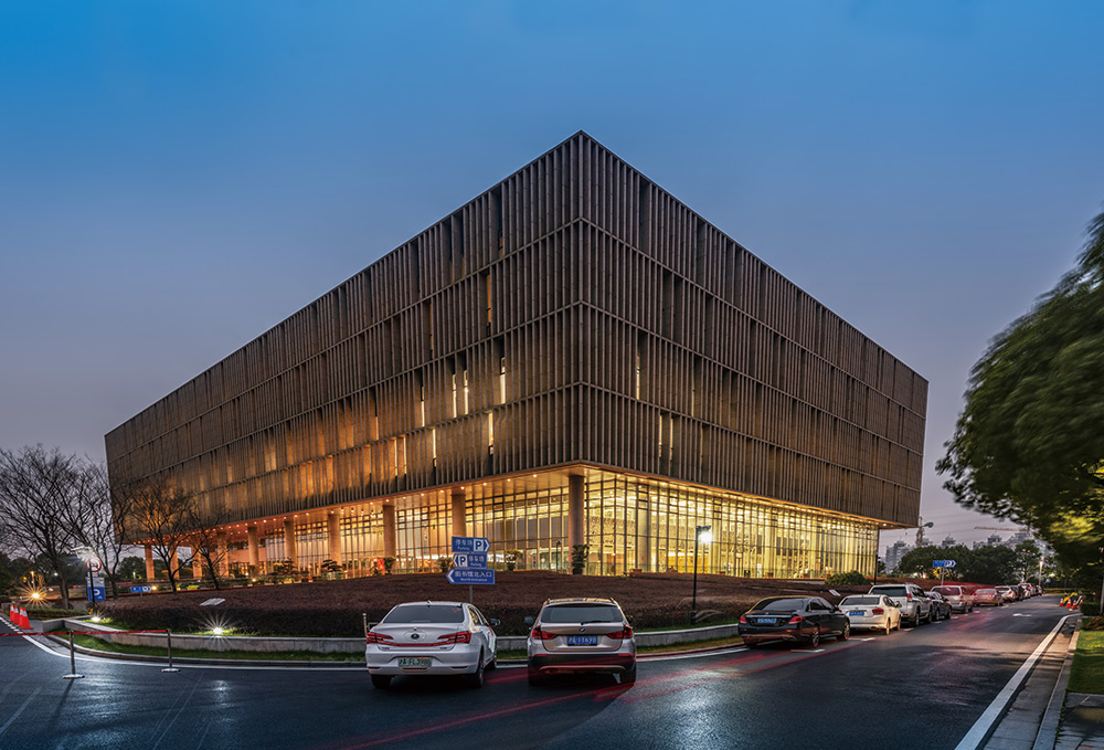 Shanghai Pudong Library